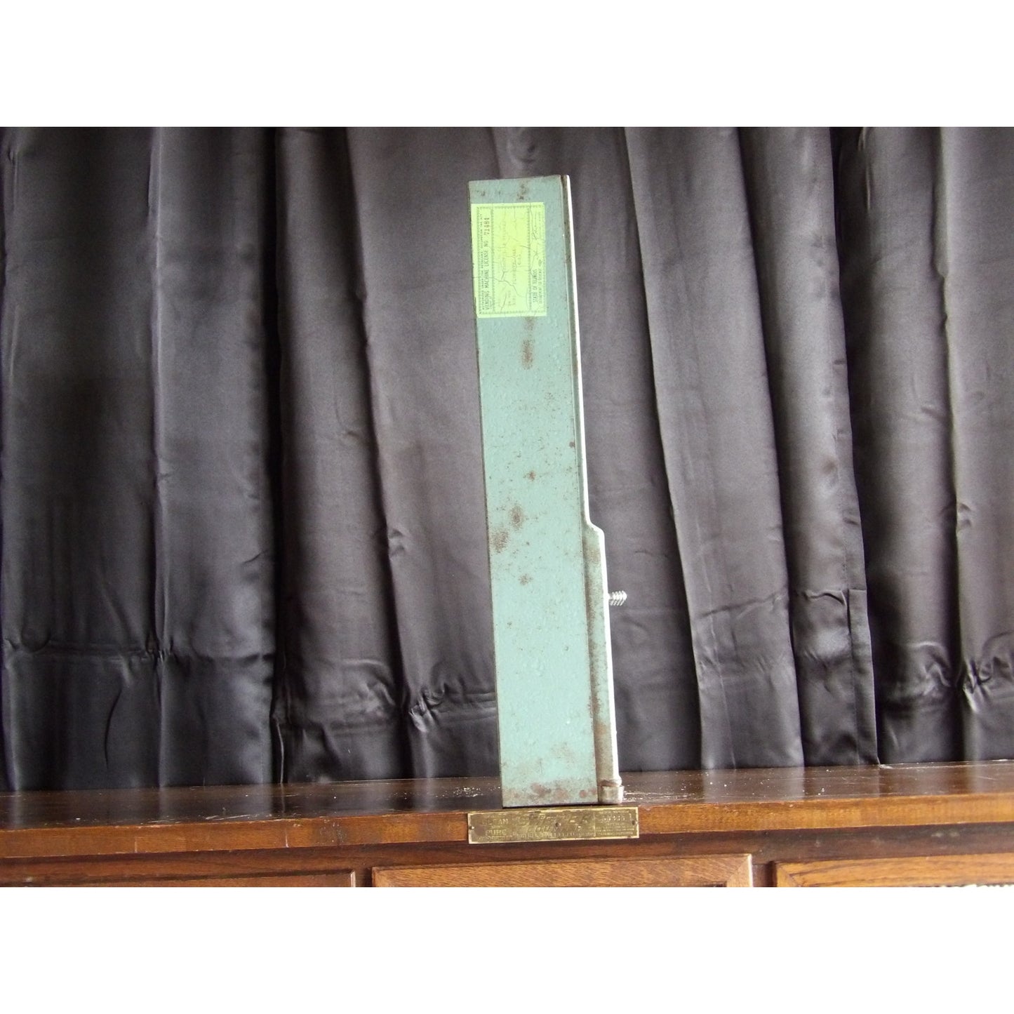Country General Chiclets Gum Dispenser Vending Machine