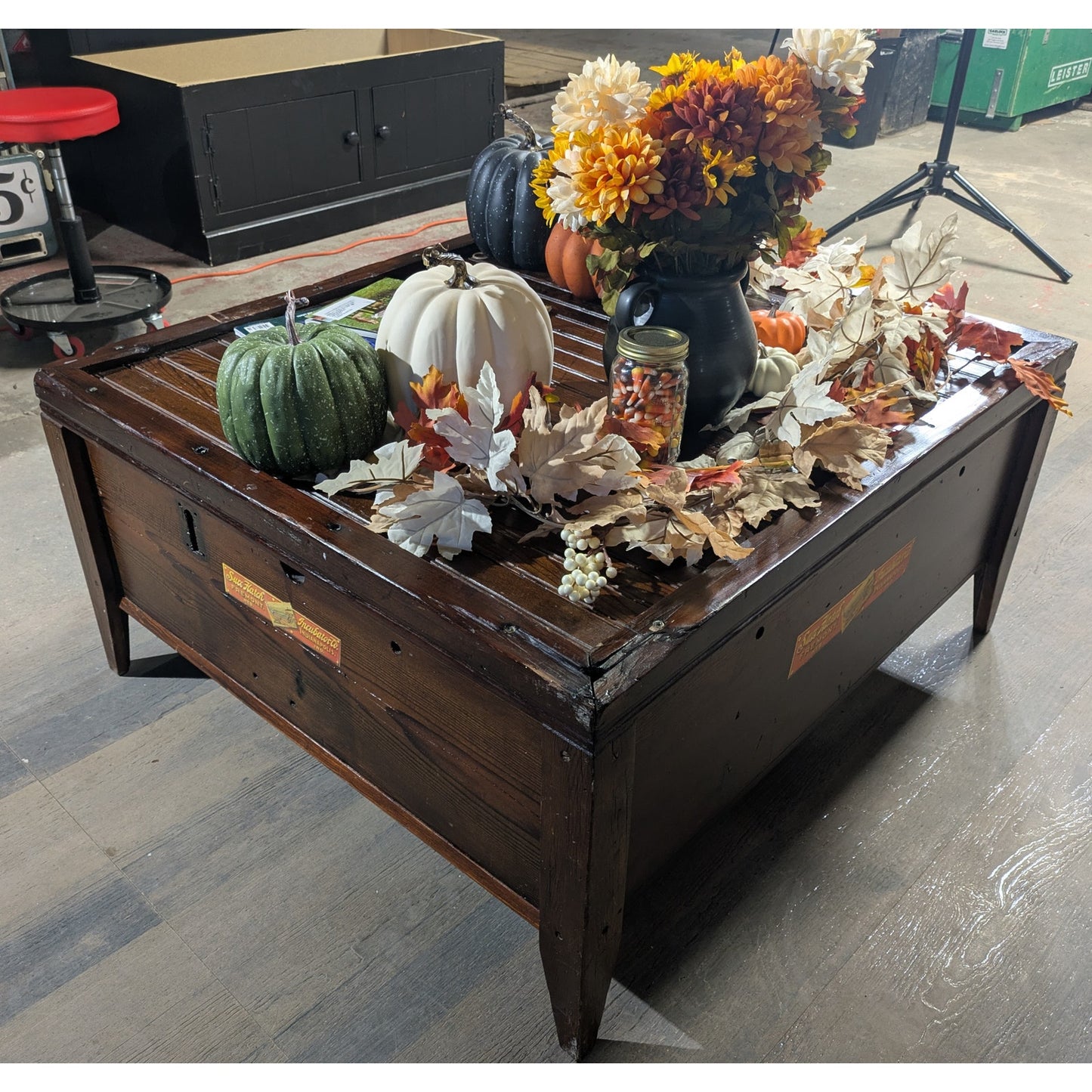 Antique Vintage Incubator Coffee Table Fremont NE Indiana Country Store