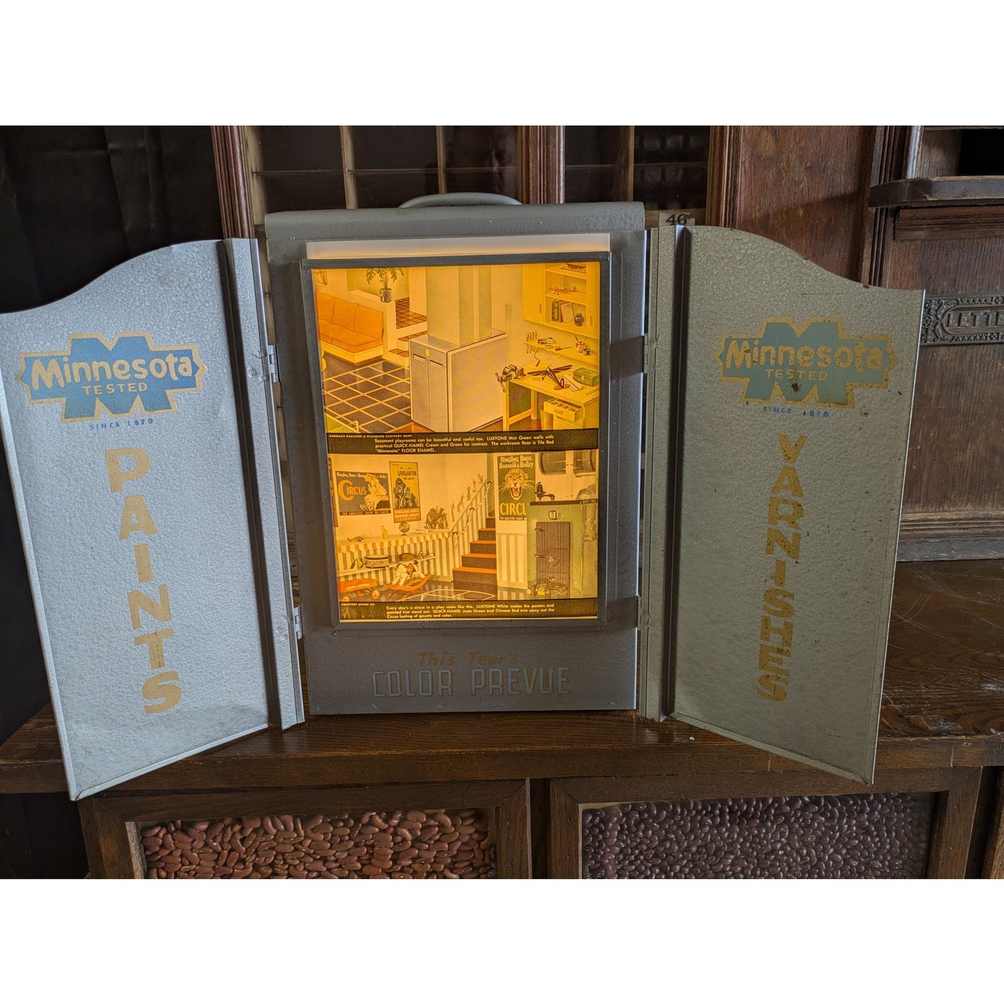 Antique Sales Minnesota Paint Varnish Light-up Color Display